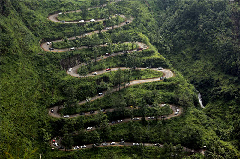 山地旅游开发_旅游目的地规划_晴隆24道拐告你什么是山地旅游