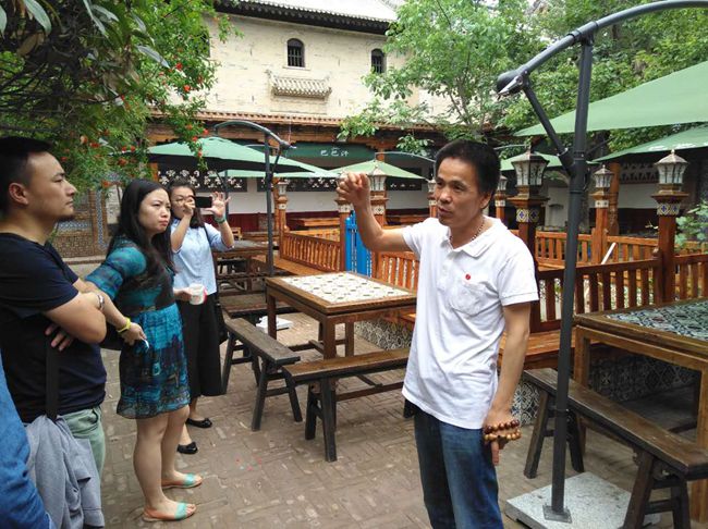 点亮旅游,创造感动——巅峰智业赴袁家村开展团建活动