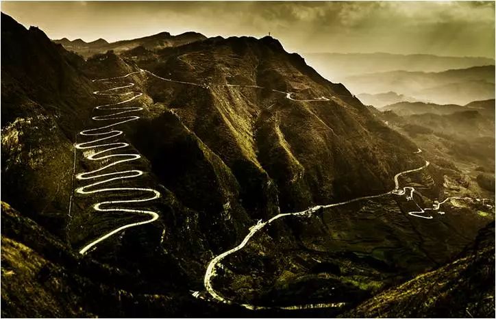 贵州晴隆二十四道拐景区|发展旅游事业促进精准扶贫